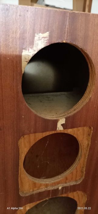 кутии за тонколони