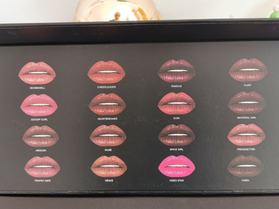 Kit Rujuri Huda Beauty