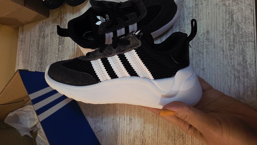 Adidas impecabili 25