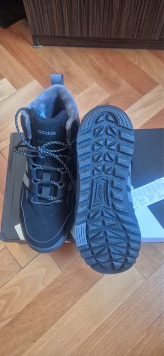 Ghete Adidas Original ,Nepurtati cu eticheta,Marimea42cu 2/3