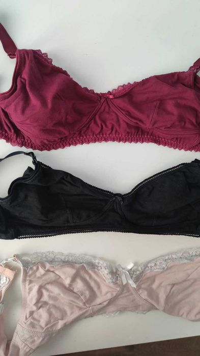 Дрехи за бременни и кърмачки