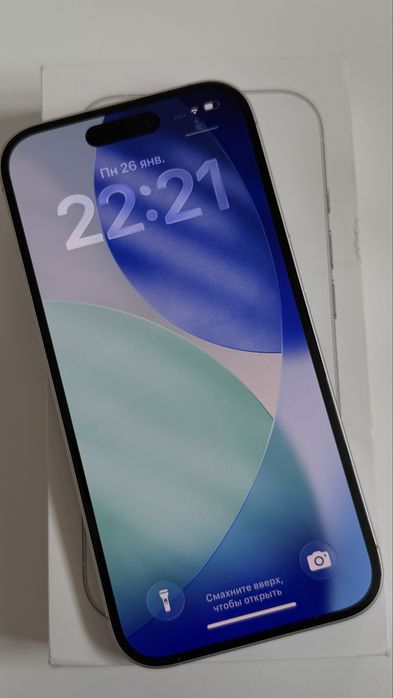 Продам Айфон 16/256гб