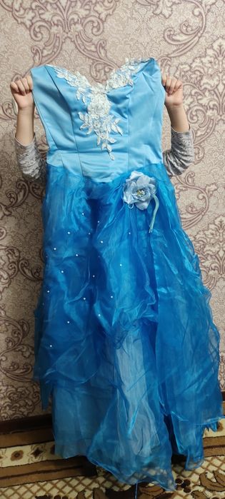 Продам платье выпускное