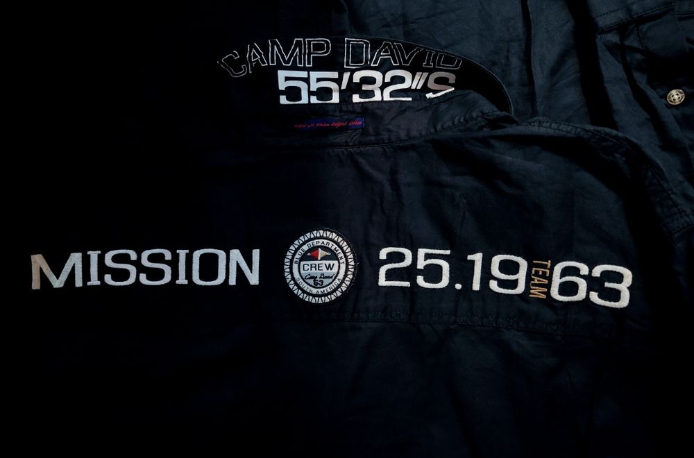 Cămăși Camp David