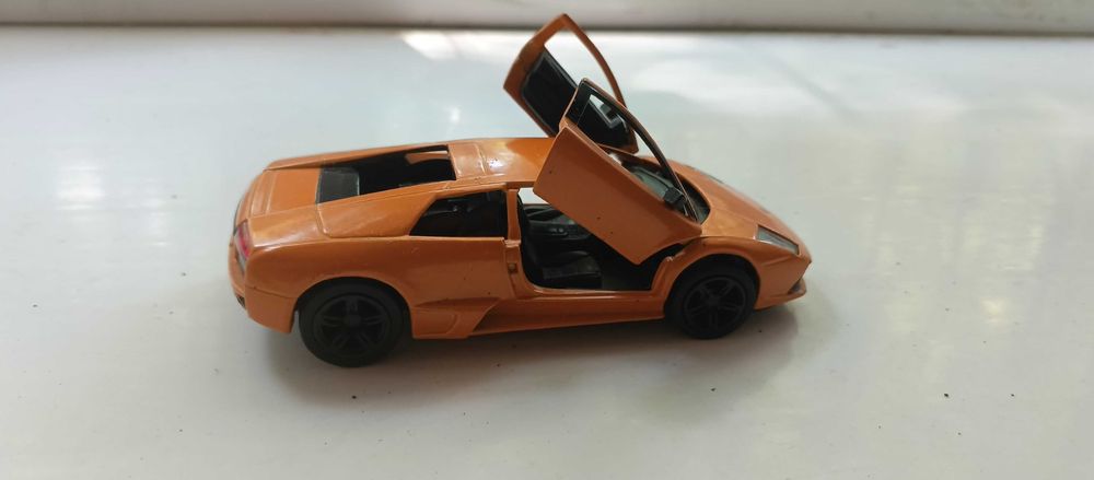 Коллекционная металлическая машинка масштабная модель железная машинка