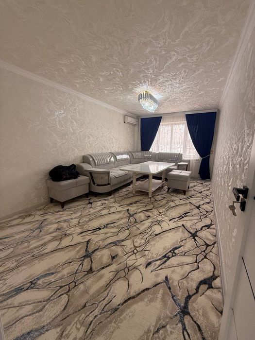 Срочно продаётся 3х ком квартира на 1 этаж Фрунзе