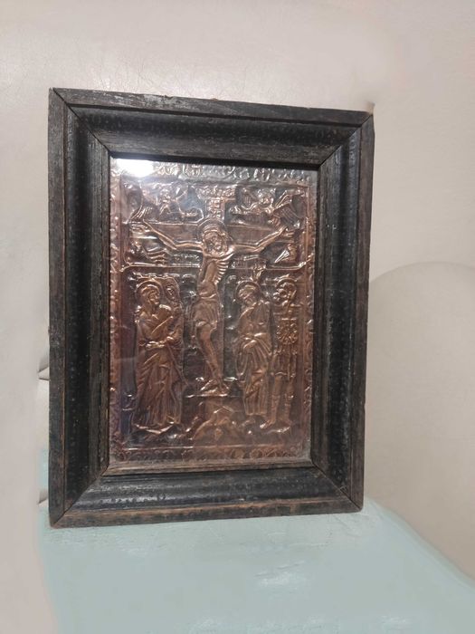 Големи икони медна,дърворезба и голям дървен кръст с броз Исус Христос