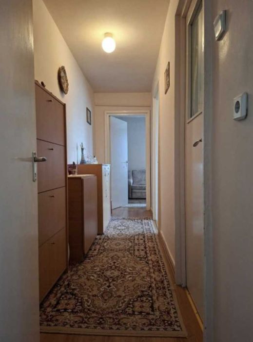 Apartament 3 camere semidecomandat DEVA - GOJDU