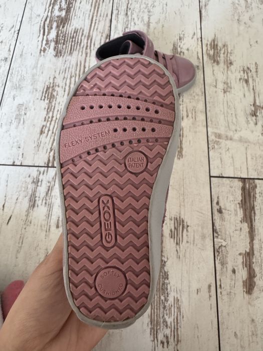 Детски кицове Geox