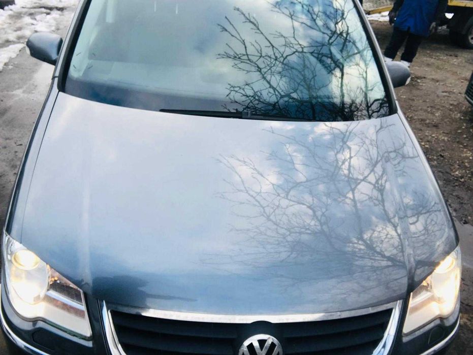 Dezmembrez Volkswagen Touran 2.0 Tdi an 2008 cod motor BKD cutie DSG