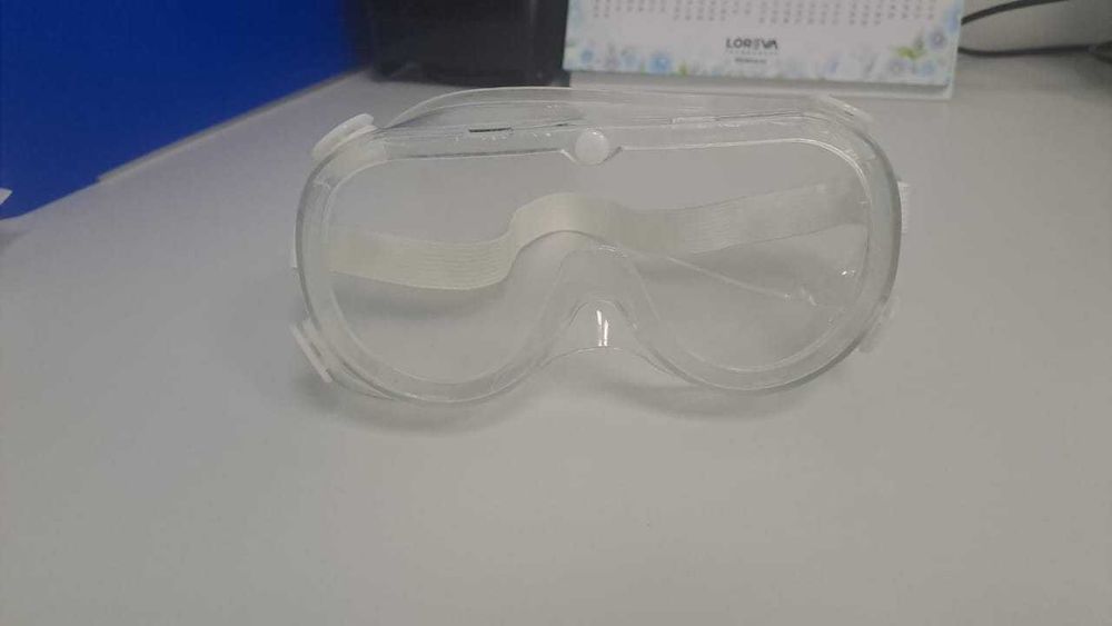Очки защитные. прозрачные