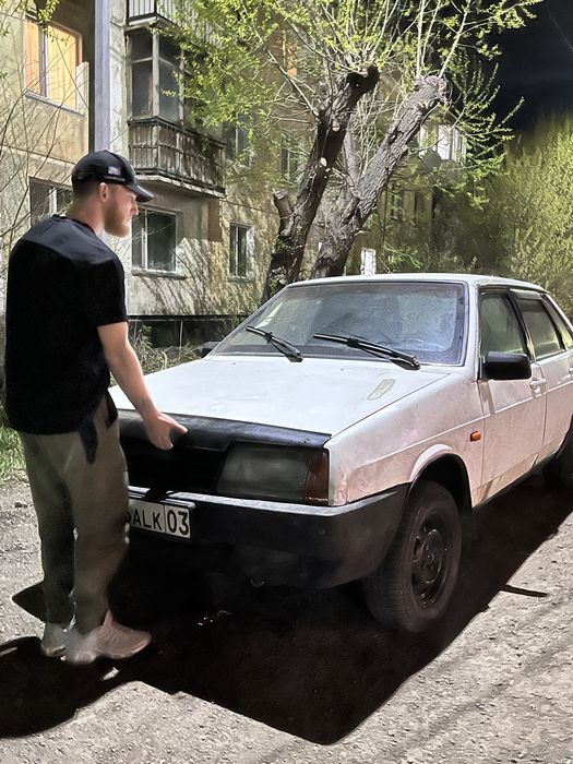 Продам ваз 21099