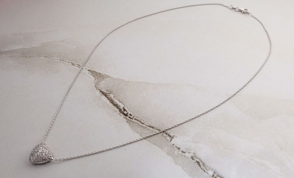 Colier din aur alb de 14K cu pandantiv inimă și diamante naturale