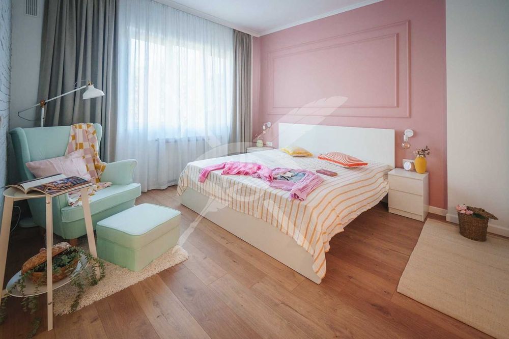 Продава се Многостаен апартамент в София, Център - 111 кв.м за 2642 €/кв.м - Снимка #5