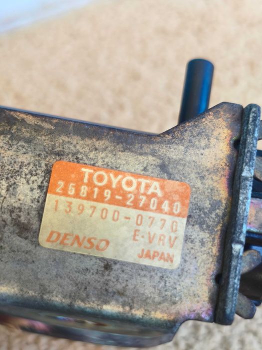 Оригинален вакуум клапан Toyota / Тойота (ОЕМ: 25819-27040) Denso