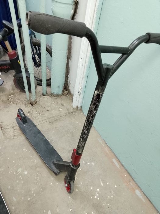 Продам самокат 2 штук