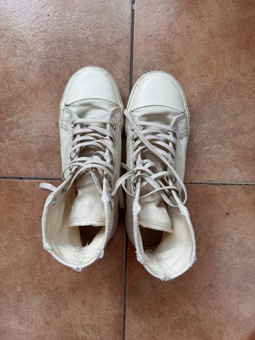 Converse Balenciaga Beige