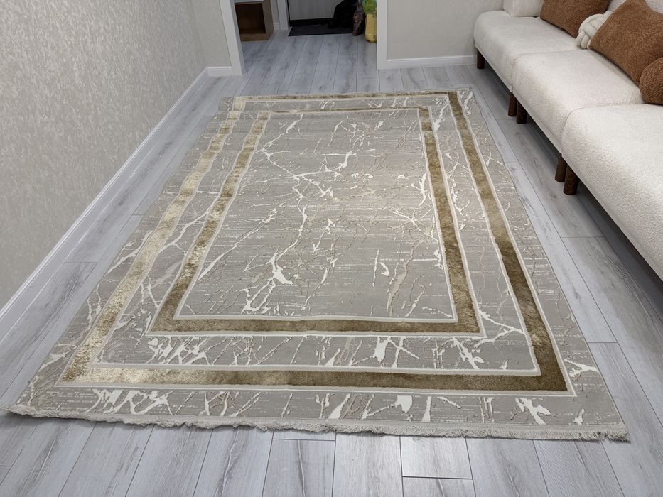 Продам ковер 200/300