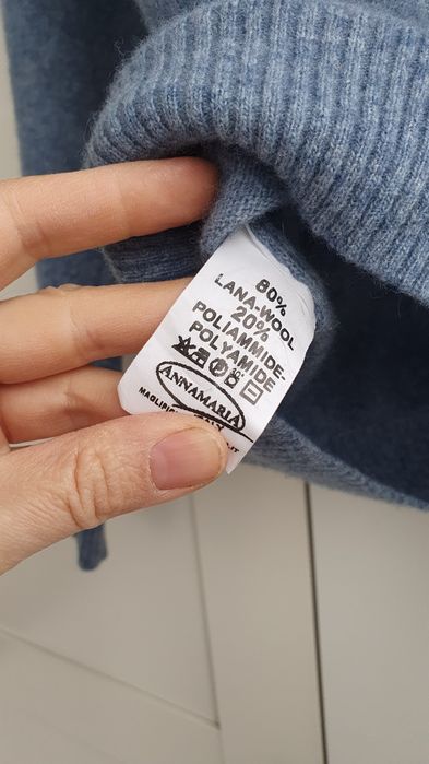 Pulovere de  lână  băieții