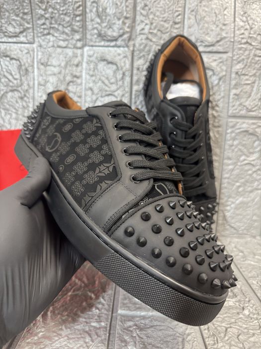 Christian Louboutin Black Tinte