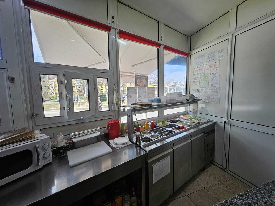 Fast Food complet utilat + firmă activă – Complex Lamaita