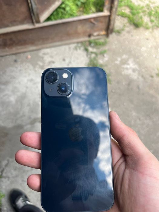 Продам 13 айфон
