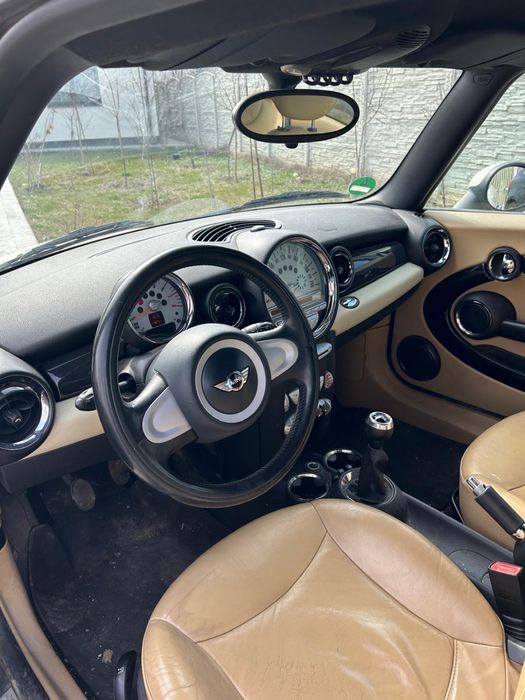 MiniCooper 2008, benzina 1.4  230.000 km probleme la motor