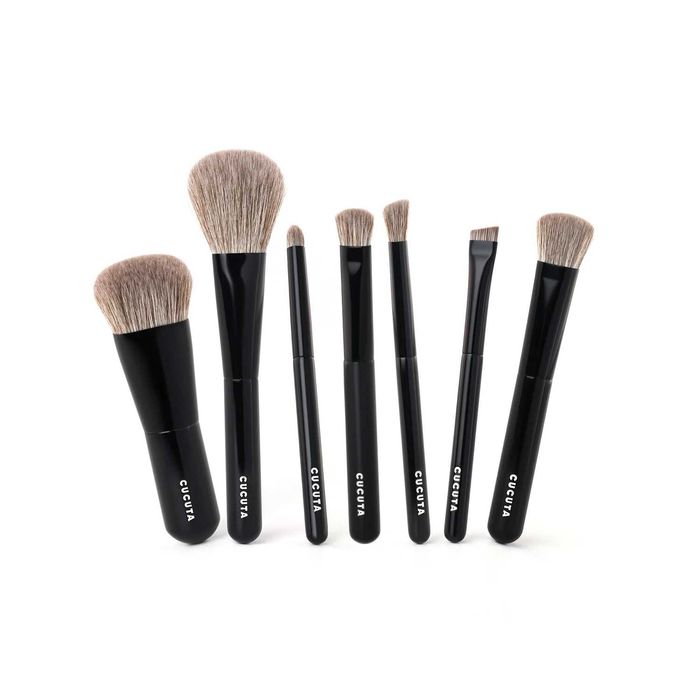 NOU Set Pensule Makeup Angel's Noir Touch- Travel Edition- ideal cadou
