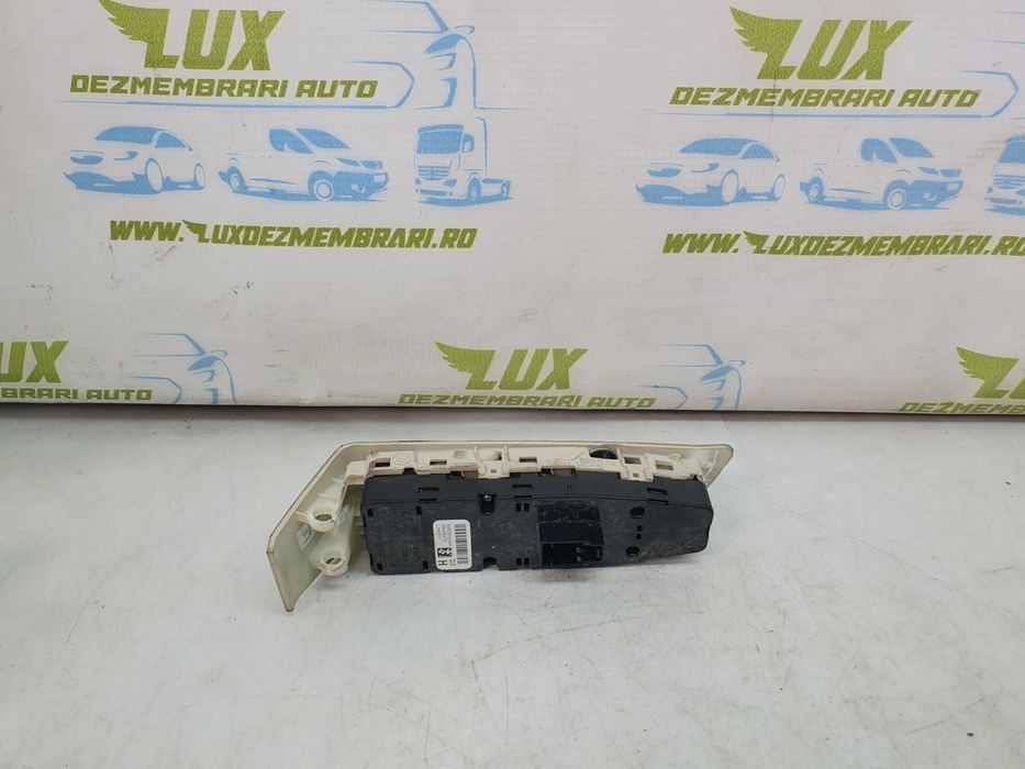 Panou butoane comanda geamuri stanga fata 9382502-04 BMW Seria 7 G11/G12  [din 2015 pana  2020]