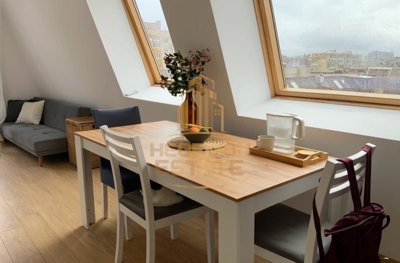 Продава се Тристаен апартамент в Варна, Левски - 78 кв.м за 2052 €/кв.м - Снимка #1