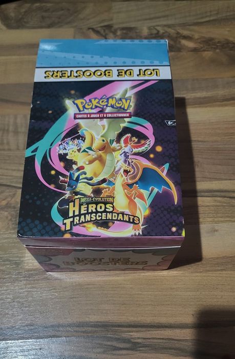 Vând lot pokemon ediție PREMIUM!