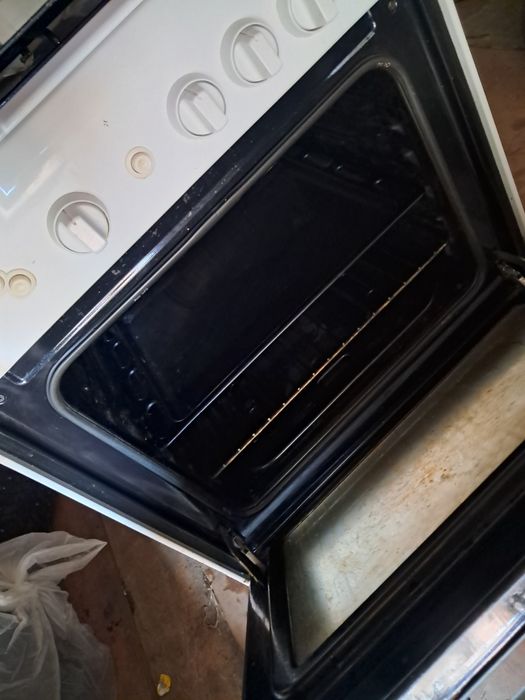 Газовая плита,индезит