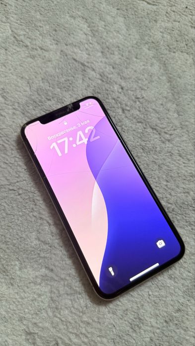 iPhone 11 pro в среднем состояний