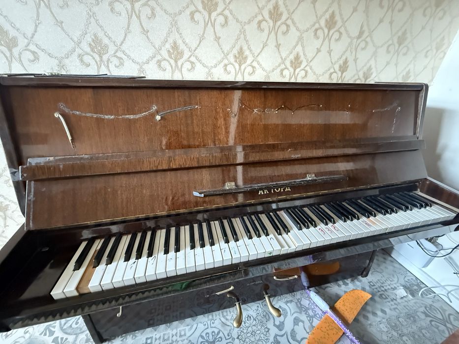 Пианино Аккорд    пианина рабочий требуется ремонт