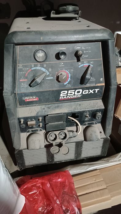 Сварочный аппарат Lincoln electric 305, 250