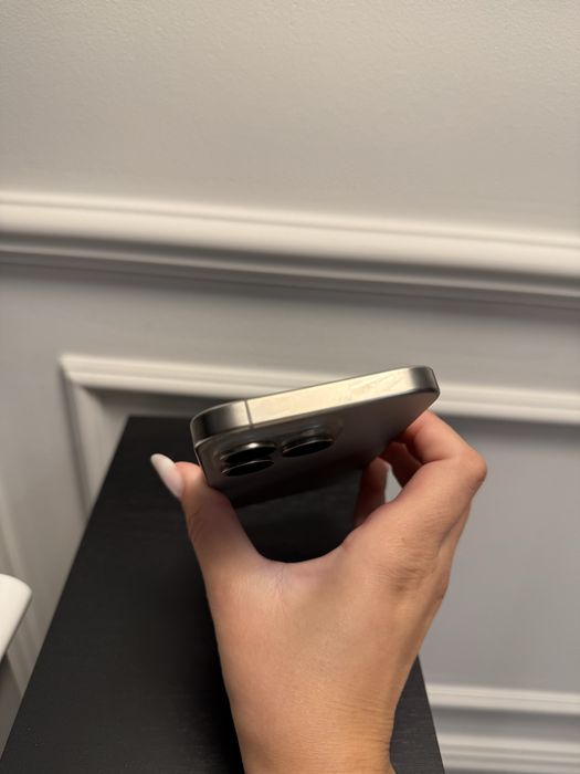 Iphone 15 PRO Titanium