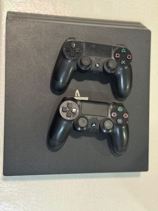 Ps4 Pro 1Tb CUH-7208B