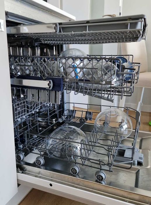 Съдомиялна 60см за пълно вграждане Eurolux ED4 15TP9 V