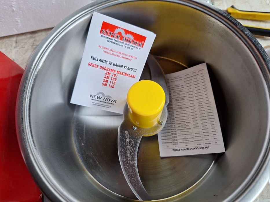 Кутер  - зеленчукорезачка 5л. и 8л. за раздробяване на зеленчуци