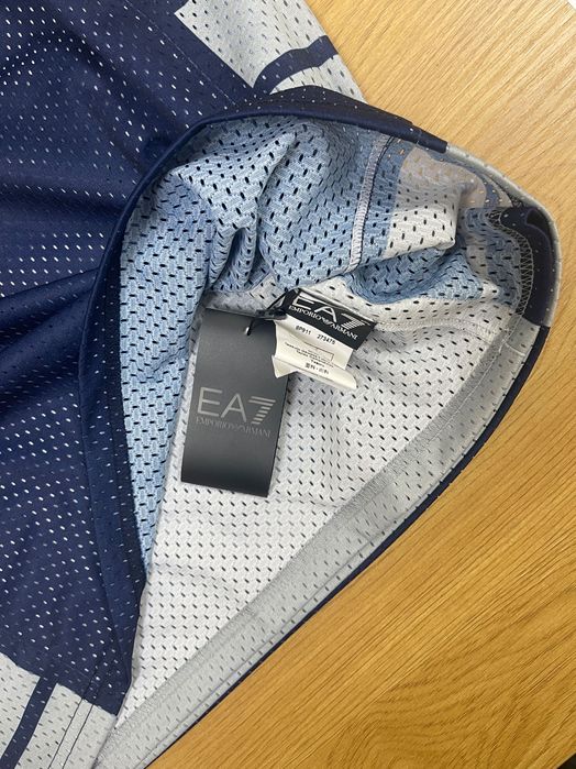 Баскетболен потник Олимпия Милано , Emporio Armani