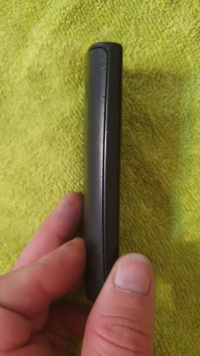 Nokia 500 rm-750
Funcționează perfect 
Fără alte accesorii