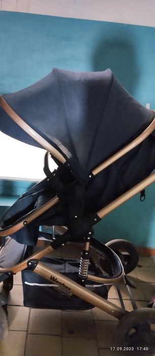 продам коляску в хорошем состоянии