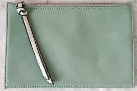 Новый кошелек светло-зеленый, 15 см х 23 см