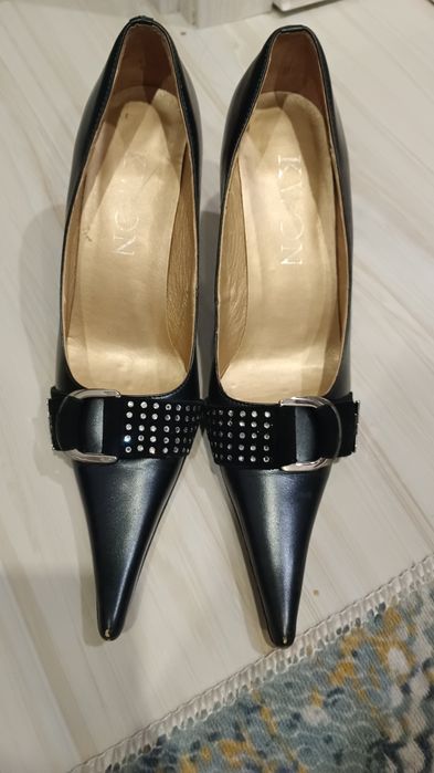 Продам туфли женские