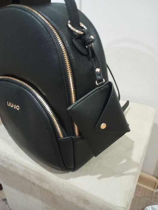 Оригинална раница на марката liu jo