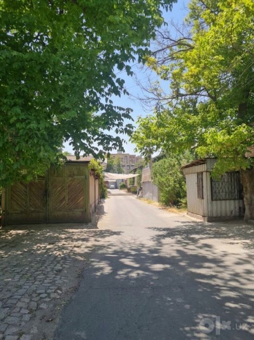 УлИвлива Катта Мирабад.3.5сот.16м фасад.