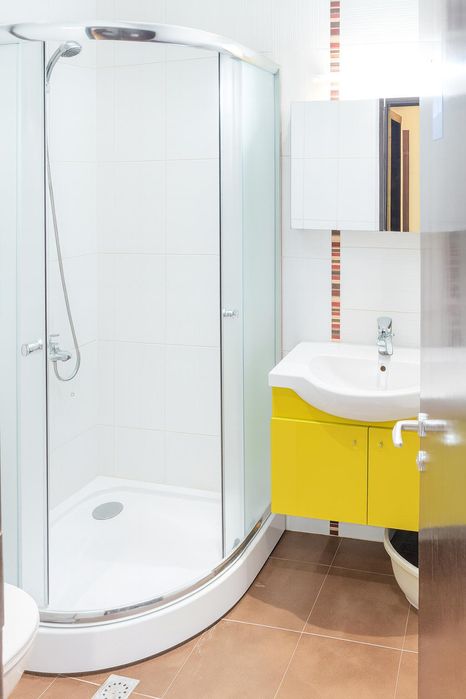 Дава се под наем Двустаен апартамент в Пловдив, Център - 75 кв.м за 459 € - Снимка #6