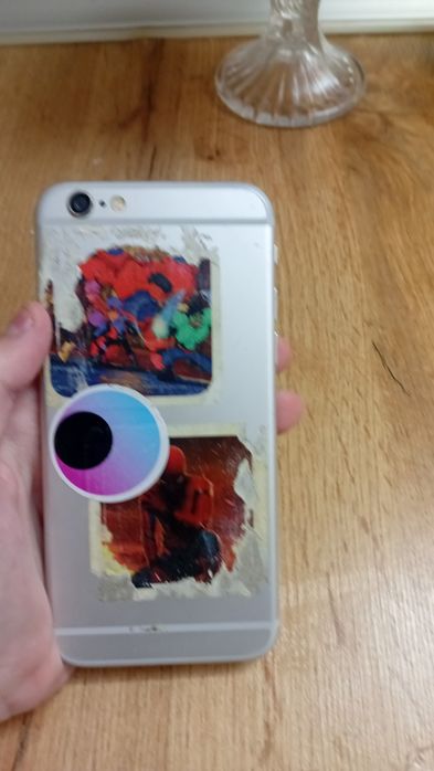 IPhone 6 хорошее состояние