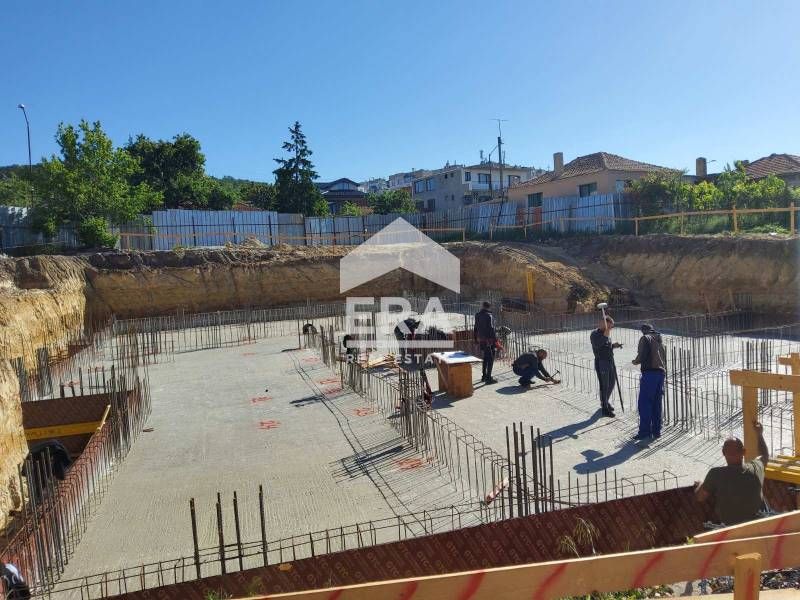 Продава се Двустаен апартамент в Варна, Владислав Варненчик - 70 кв.м за 1365 €/кв.м - Снимка #4