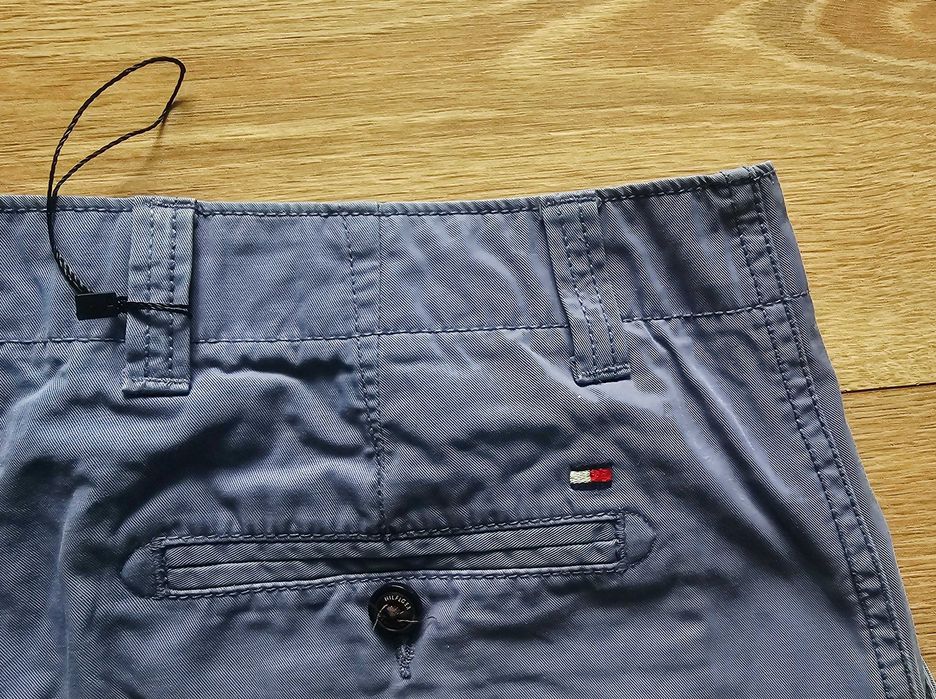 Pantaloni Scurți Cargo Tommy Hilfiger „John Cargo” Bărbați Mărimea 31 M